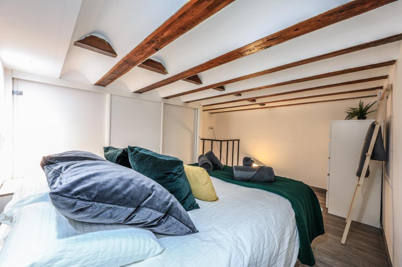 Discover Madrid From Our Cozy Studio Exterior photo